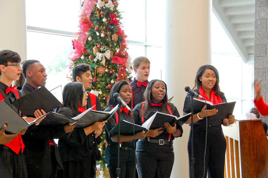 HSPVA Choral Society Young Performers sang Christmas carols at Codwell campus annual tree lighting ceremony held Nov. 25.