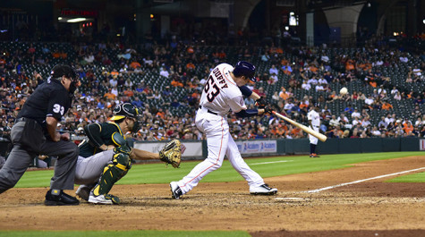 Matt Duffy hitting his 1st Major League hit.