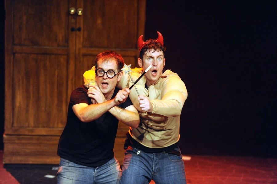 Dan+Clarkson+and+Jeff+Turner+play+in+Potted+Potter%2C+which+will+be+showing+at+the+Hobby+Center+until+Nov.+8