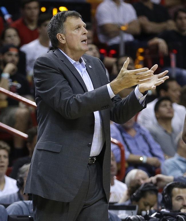 Houston Rockets head coach Kevin McHale questions a call in the second half of an NBA basketball game against the Miami Heat, Sunday, Nov. 1, 2015, in Miami. The Heat won 109-89. (AP Photo/Alan Diaz)
