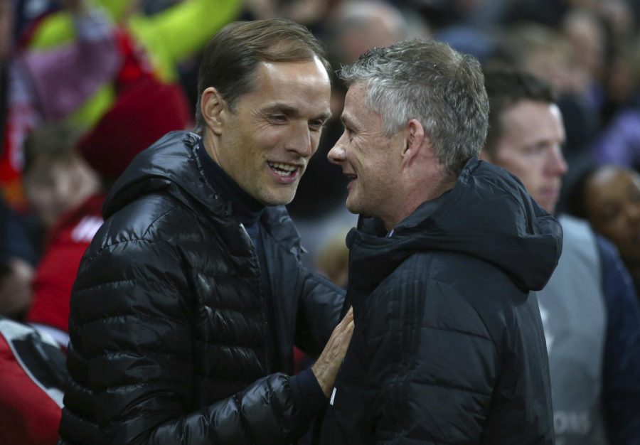 Paris Saint-Germain manager Thomas Tuchel shakes hands with Manchester United manager Ole Gunnar Solskjaer before kickoff (Photo: AP)