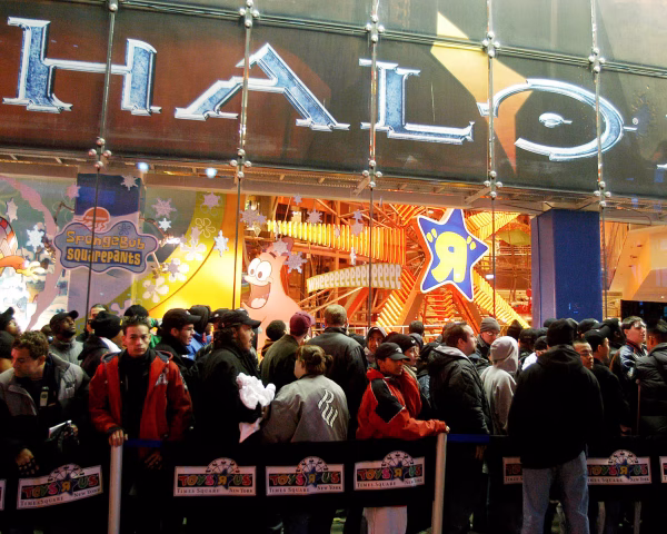 Queues like this one in New York for Halo 2’s release in 2004 were once common