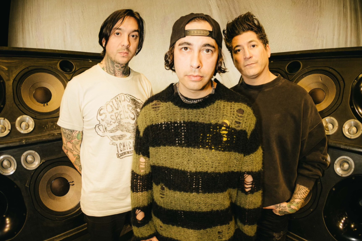 Post-Hardcore band 'Pierce The Veil' stuns crowd with lively performance alongside openers 'Sleeping With Sirens' and 'Beach 'Weather.